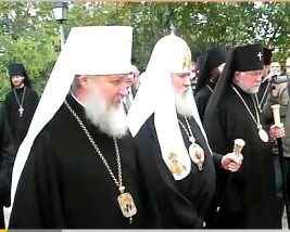 Metropolit Kirill, Patriark Alexis II og Ærkebiskop Gabriel i oktober 2007.